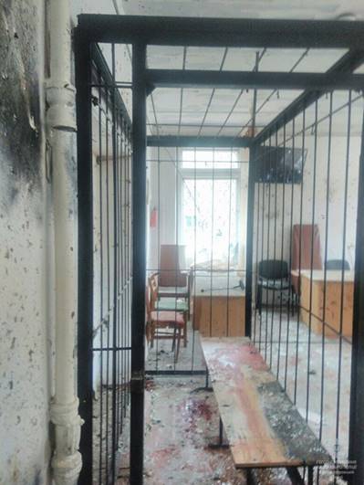 В суде Никополя взорвали гранату, есть жертвы - 93912 В суде Никополя взорвали гранату, есть жертвы - фото 93912