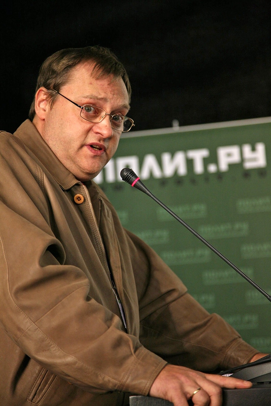 Сломал нос: Сын Высоцкого устроил пьяный дебош на банкете Союза кинематографистов - 96529 Сломал нос: Сын Высоцкого устроил пьяный дебош на банкете Союза кинематографистов - фото 96529