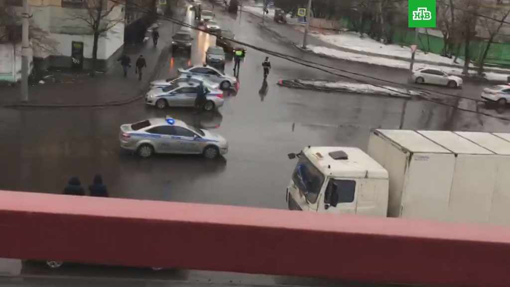 В Москве директор кондитерской фабрики устроил стрельбу, есть погибший - 99525 В Москве директор кондитерской фабрики устроил стрельбу, есть погибший - фото 99525
