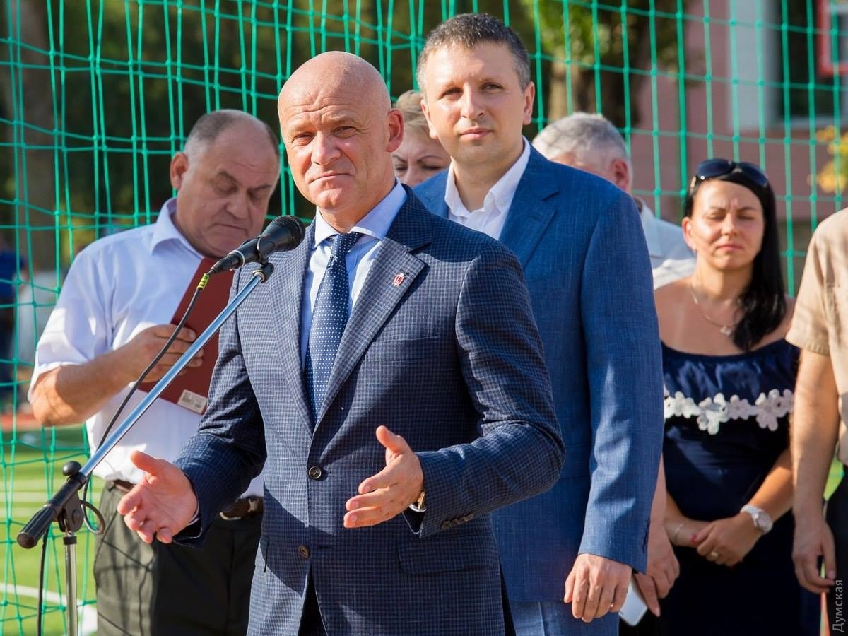 Дмитрий Голубов прикрыл Труханова - 109004 Дмитрий Голубов прикрыл Труханова - фото 109004