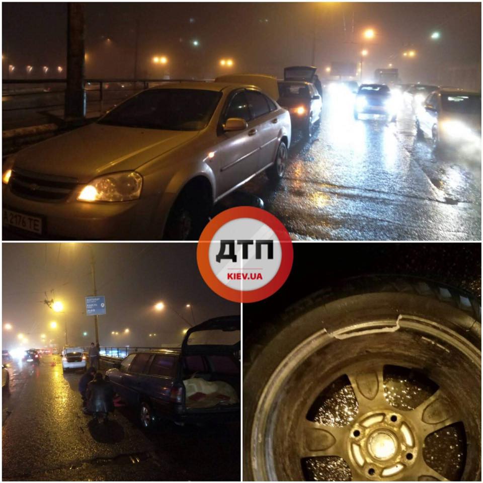 Ситуация на мосту в Киеве - 107711 Ситуация на мосту в Киеве - фото 107711