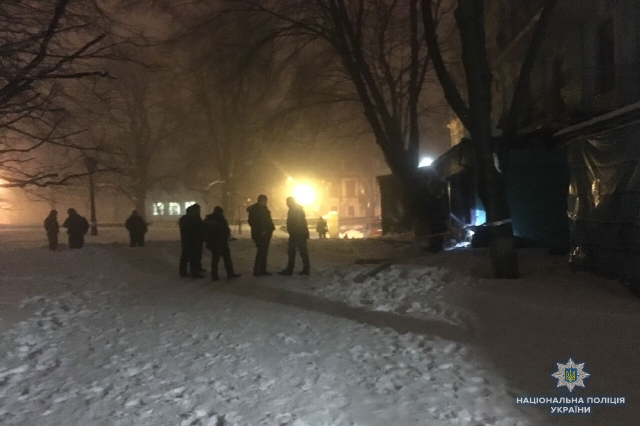 Полиция прокомментировала обстрел ресторана в Киеве из гранатомета - 112547 Полиция прокомментировала обстрел ресторана в Киеве из гранатомета - фото 112547