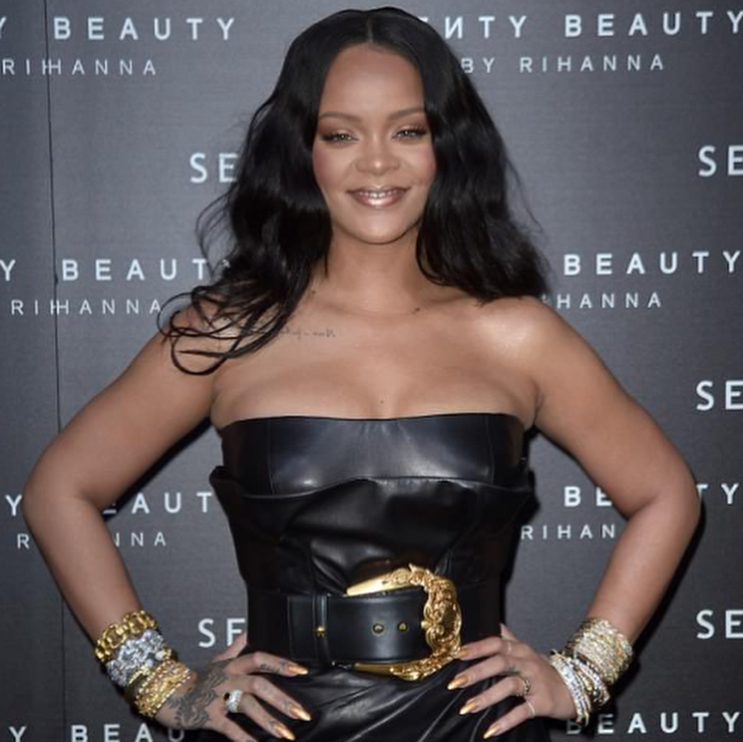 Fenty Beauty: Рианна в крошечном платье произвела фурор - 117969 Fenty Beauty: Рианна в крошечном платье произвела фурор - фото 117969