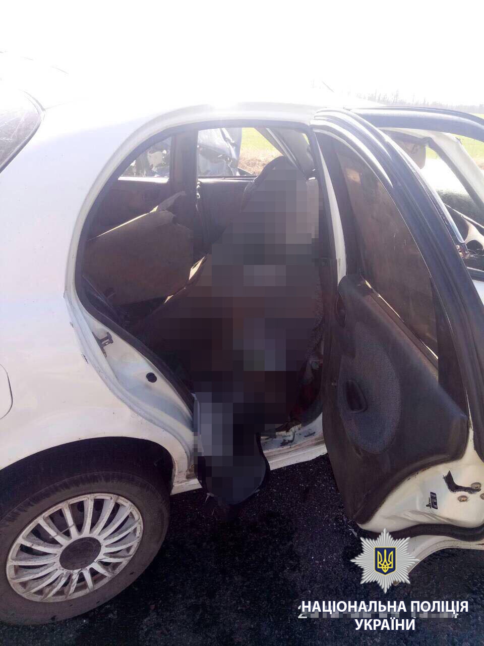Жуткое ДТП: Под Харьковом столкнулись два авто, погибла семья с детьми - 118425 Жуткое ДТП: Под Харьковом столкнулись два авто, погибла семья с детьми - фото 118425