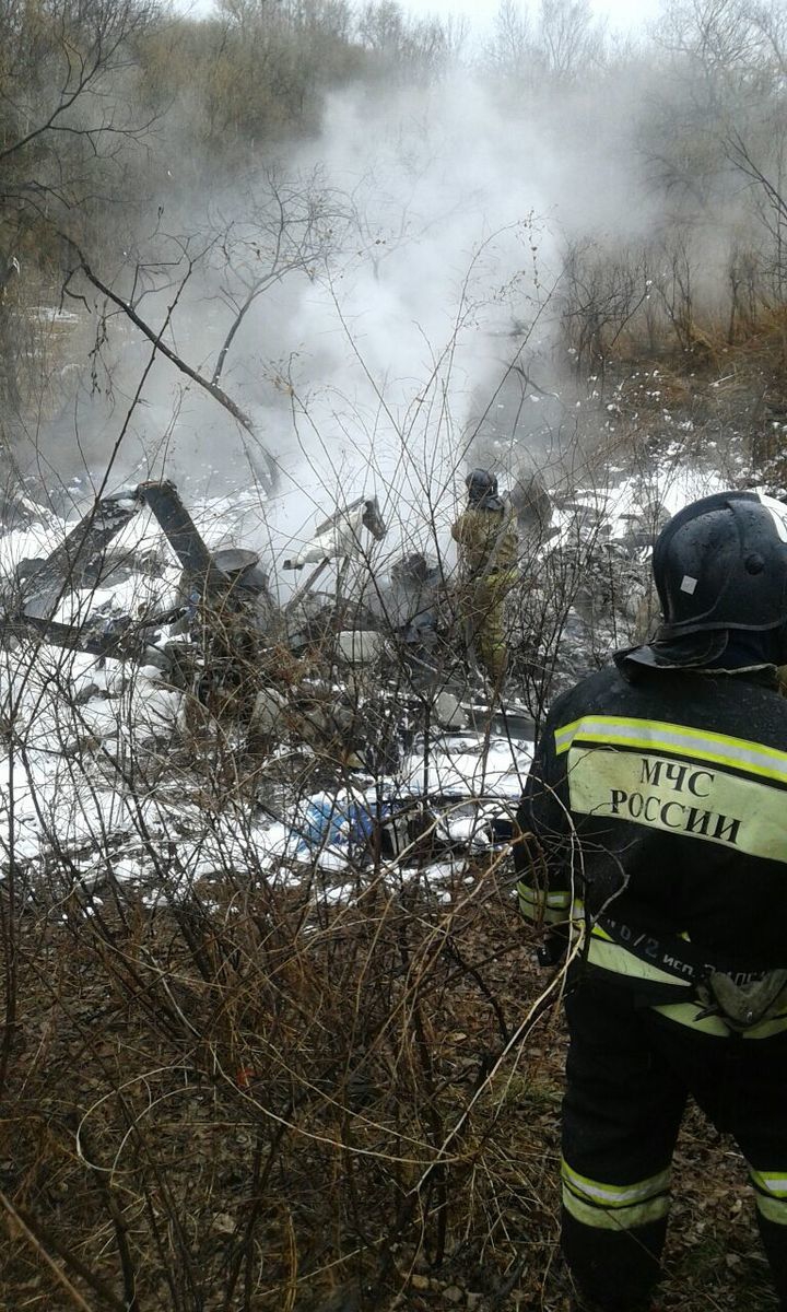 В России разбился вертолет, 6 погибших - 118743 В России разбился вертолет, 6 погибших - фото 118743