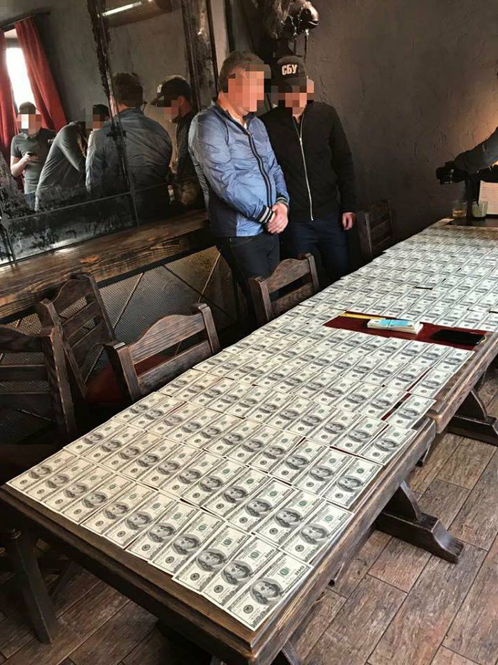 Столичный бизнесмен предлагал чиновнику КГГА $24 тысячи - 120169 Столичный бизнесмен предлагал чиновнику КГГА $24 тысячи - фото 120169