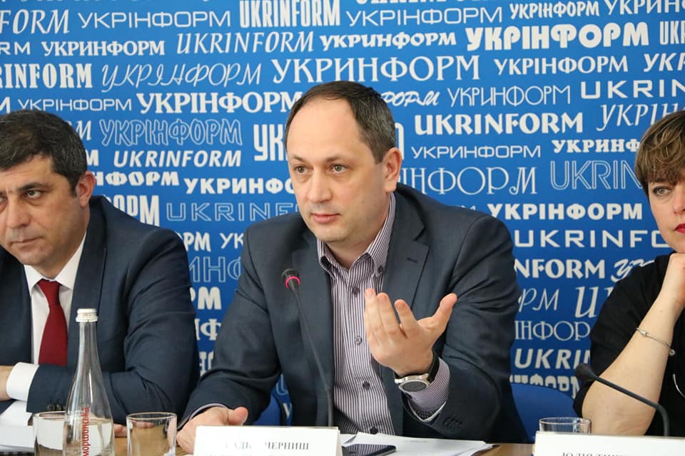 Обіцянка повернути(ся): Чому план уряду з реінтеграції Криму викликає сумніви - 122181 Обіцянка повернути(ся): Чому план уряду з реінтеграції Криму викликає сумніви - фото 122181