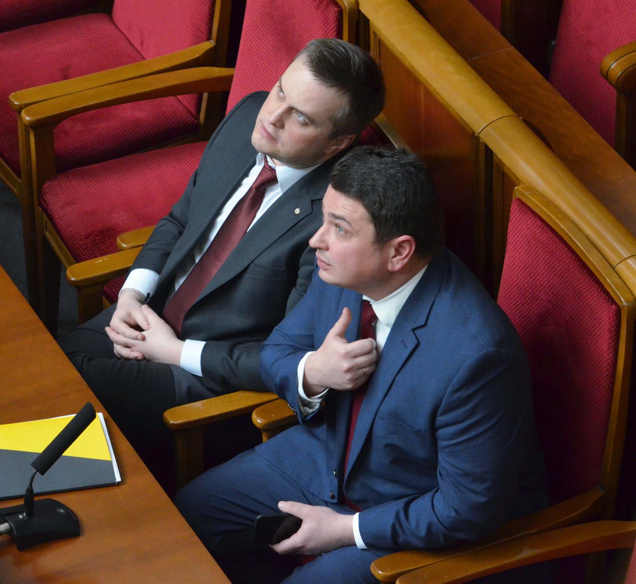 Цирк під куполом Ради: Депутатсько-прокурорська клоунада на марші - 117724 Цирк під куполом Ради: Депутатсько-прокурорська клоунада на марші - фото 117724