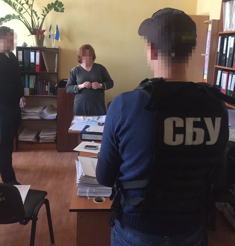 В Киеве чиновница фискальной службы попалась на взятке - 117587 В Киеве чиновница фискальной службы попалась на взятке - фото 117587