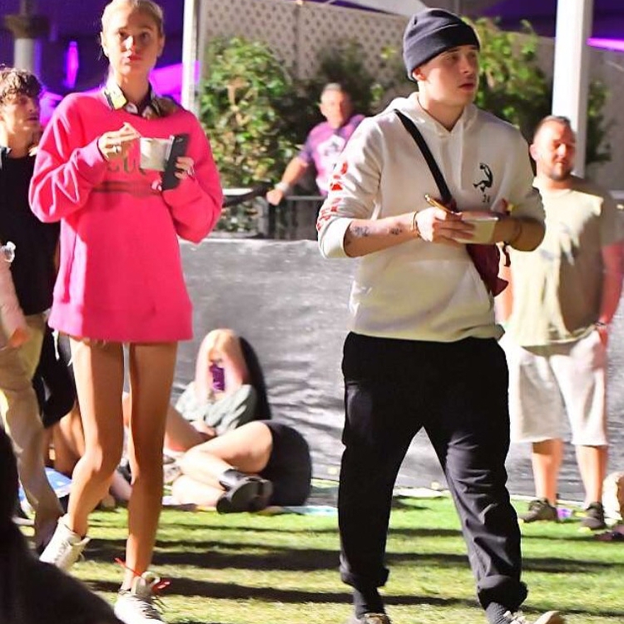 Coachella-2018: Бруклин Бекхэм привел новую пассию - 120045 Coachella-2018: Бруклин Бекхэм привел новую пассию - фото 120045