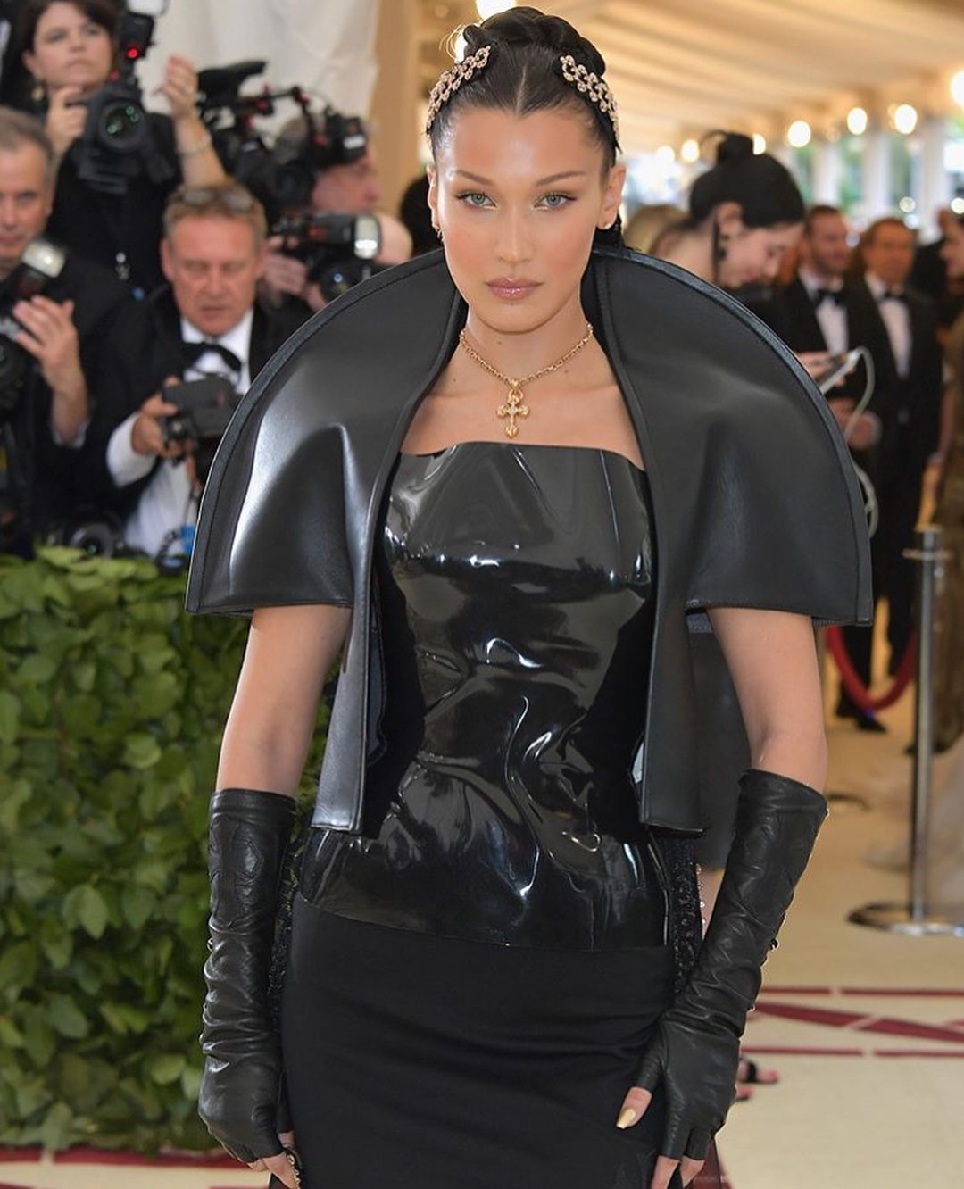 Met Gala-2018: лучшие наряды от известных личностей - 123780 Met Gala-2018: лучшие наряды от известных личностей - фото 123780
