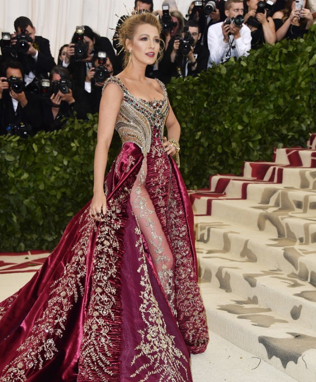 Met Gala-2018: лучшие наряды от известных личностей - 123791 Met Gala-2018: лучшие наряды от известных личностей - фото 123791