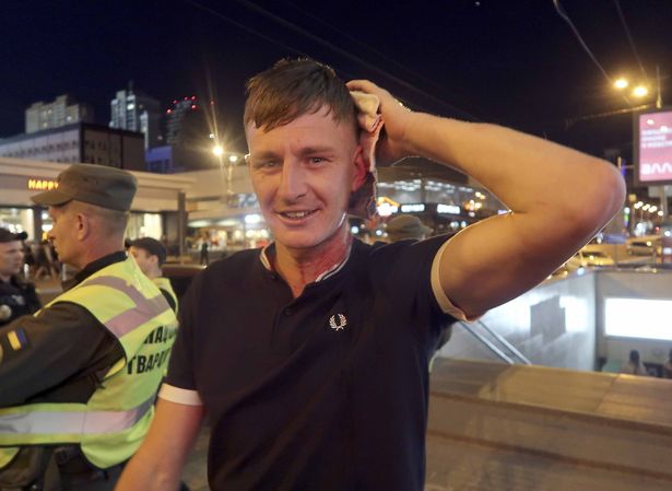Добро пожаловать: В Киеве избили фанатов Ливерпуля - 127097 Добро пожаловать: В Киеве избили фанатов Ливерпуля - фото 127097