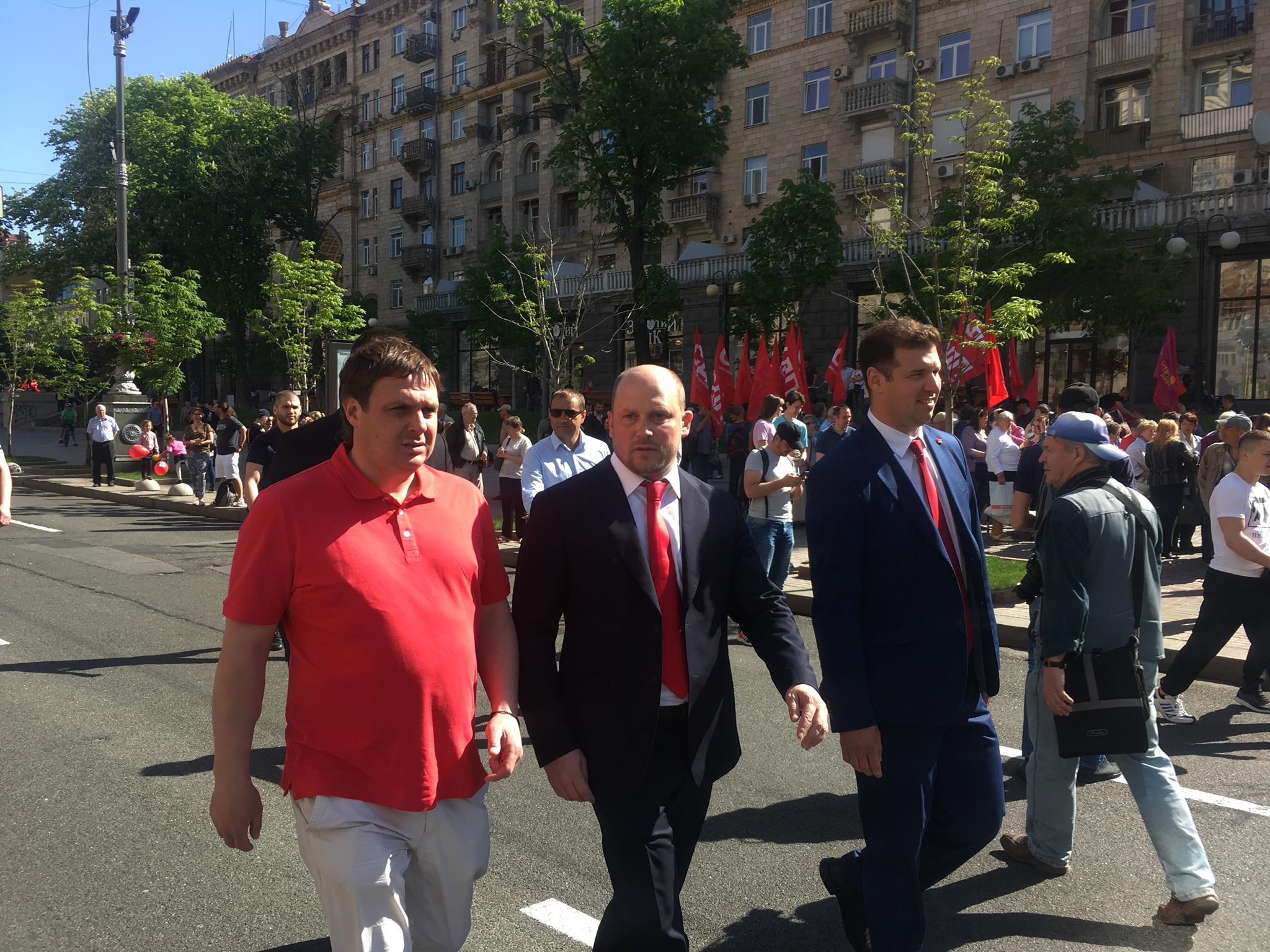 В центре Киева начался марш в честь Дня труда - 122625 В центре Киева начался марш в честь Дня труда - фото 122625