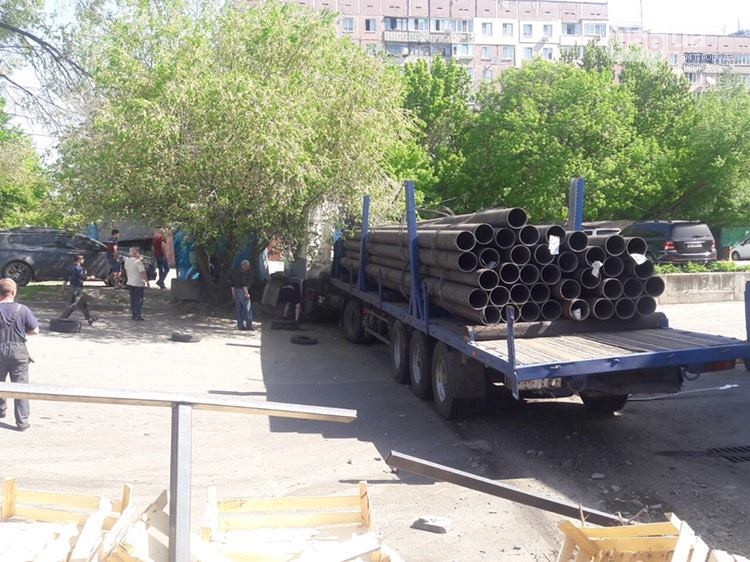 Жуткое видео: В Днепре фура влетела в 13 автомобилей, есть жертвы (18+) - 123115 Жуткое видео: В Днепре фура влетела в 13 автомобилей, есть жертвы (18+) - фото 123115