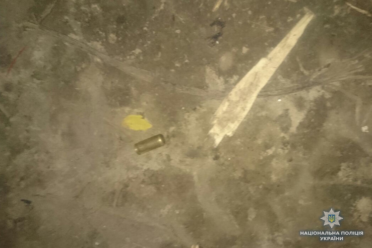 Под Тернополем неизвестные с оружием напали на табор ромов - 126702 Под Тернополем неизвестные с оружием напали на табор ромов - фото 126702