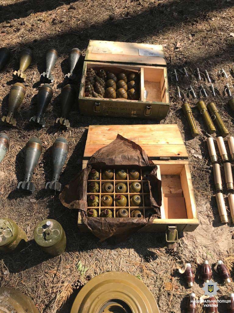 280 гранат и 37 мин: В Днепре обнаружили боеприпасы из Донбасса - 126677 280 гранат и 37 мин: В Днепре обнаружили боеприпасы из Донбасса - фото 126677