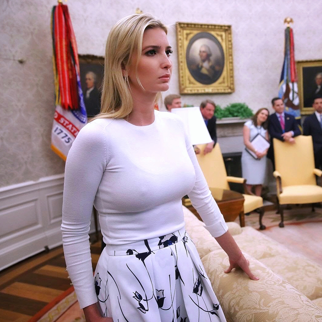 Иванка Трамп впечатлила откровенным нарядом в Белом Доме - фото 132046