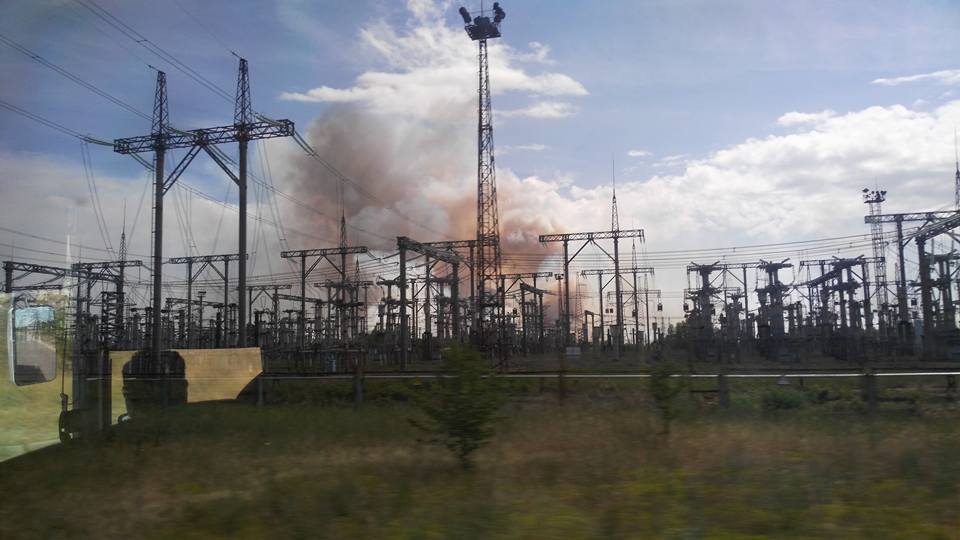 В Припяти прямо у АЭС горит 10 гектаров леса (ФОТО) - 129026 В Припяти прямо у АЭС горит 10 гектаров леса (ФОТО) - фото 129026