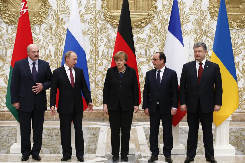 Ніч у Мінську: Чим цікаві спогади Олланда про Мінські угоди, Путіна та Порошенка - фото 144859