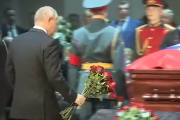 Путин и Медведев приехали на похороны Кобзона (ФОТО) - фото 144887