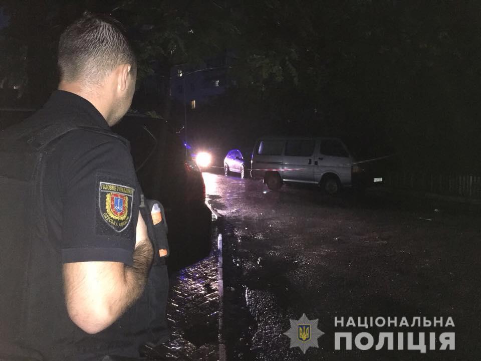 Расстреляли и покалечили ноги: в Одессе напали на активиста - фото 145668