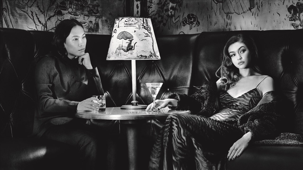 Джиджи Хадид и Летиция Каста разделись для фотосессии со скандальным Полуниным - фото 163184
