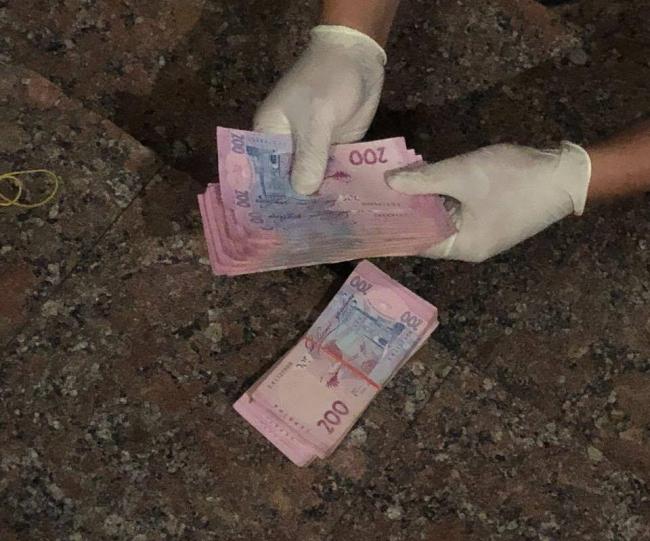 Пойманный на взятке судья вернулся на работу и получает огромные зарплаты - фото 173566