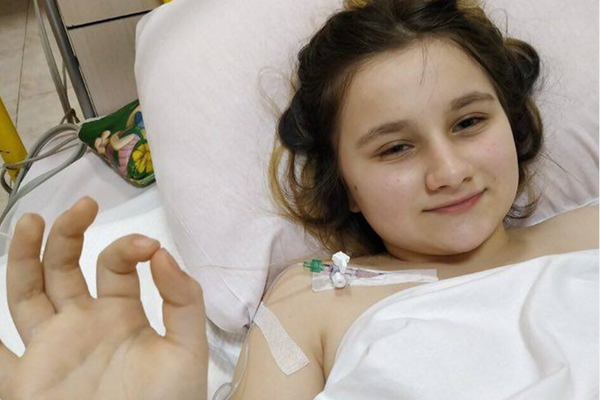 В Одессе пятиклассники на физкультуре забили девочку мячом до комы - фото 176307