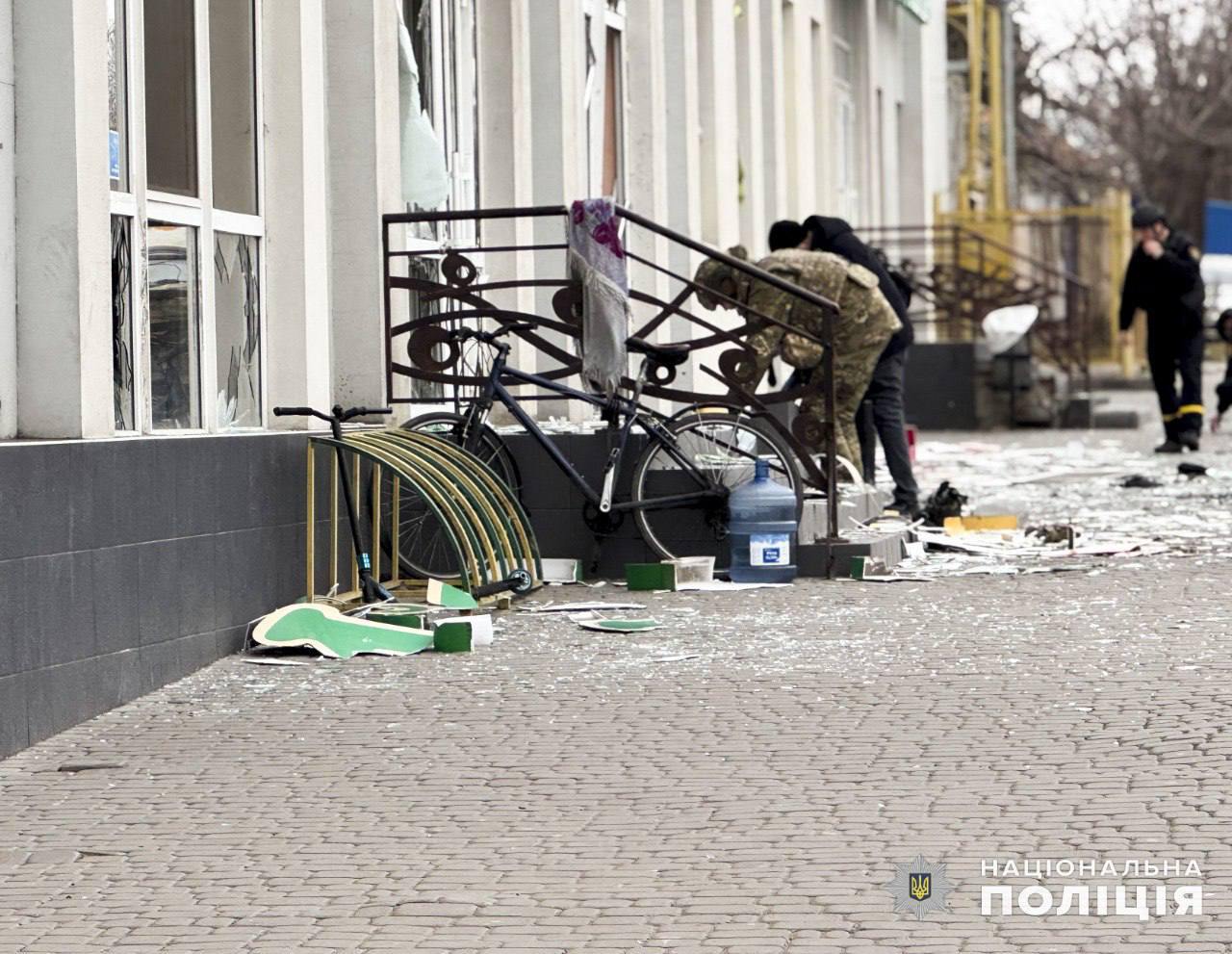 СБУ та поліція затримала виконавців теракту у Миколаєві - це малі дегенерати - фото 217453