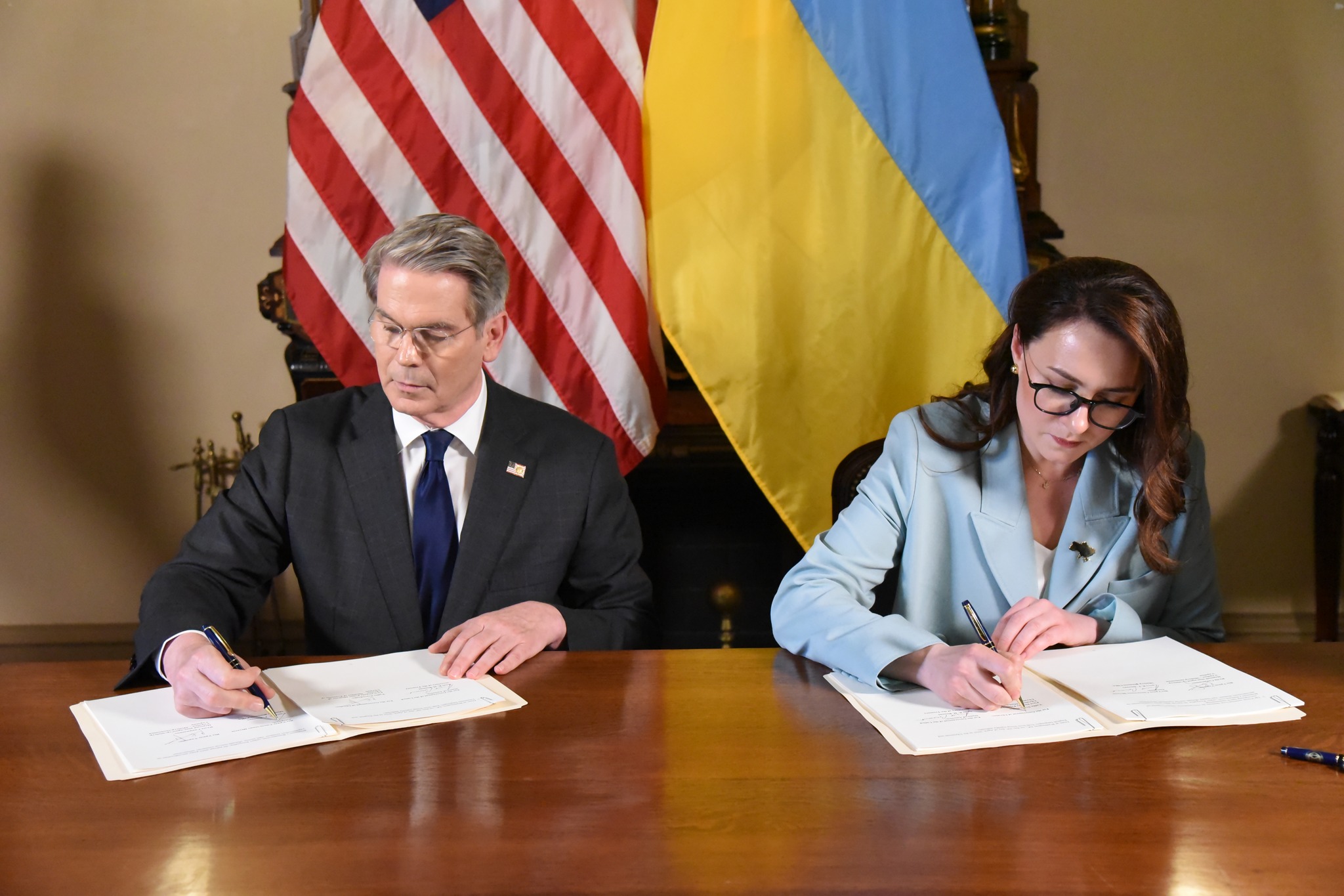 Україна та США підписали ресурсну угоду: що вона передбачає - 217767 Україна та США підписали ресурсну угоду: що вона передбачає - фото 217767