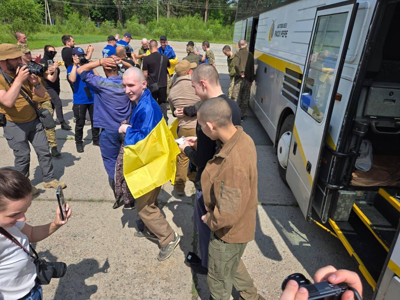 Розпочався великий обмін полоненими, який триватиме кілька днів - 217936 Розпочався великий обмін полоненими, який триватиме кілька днів - фото 217936