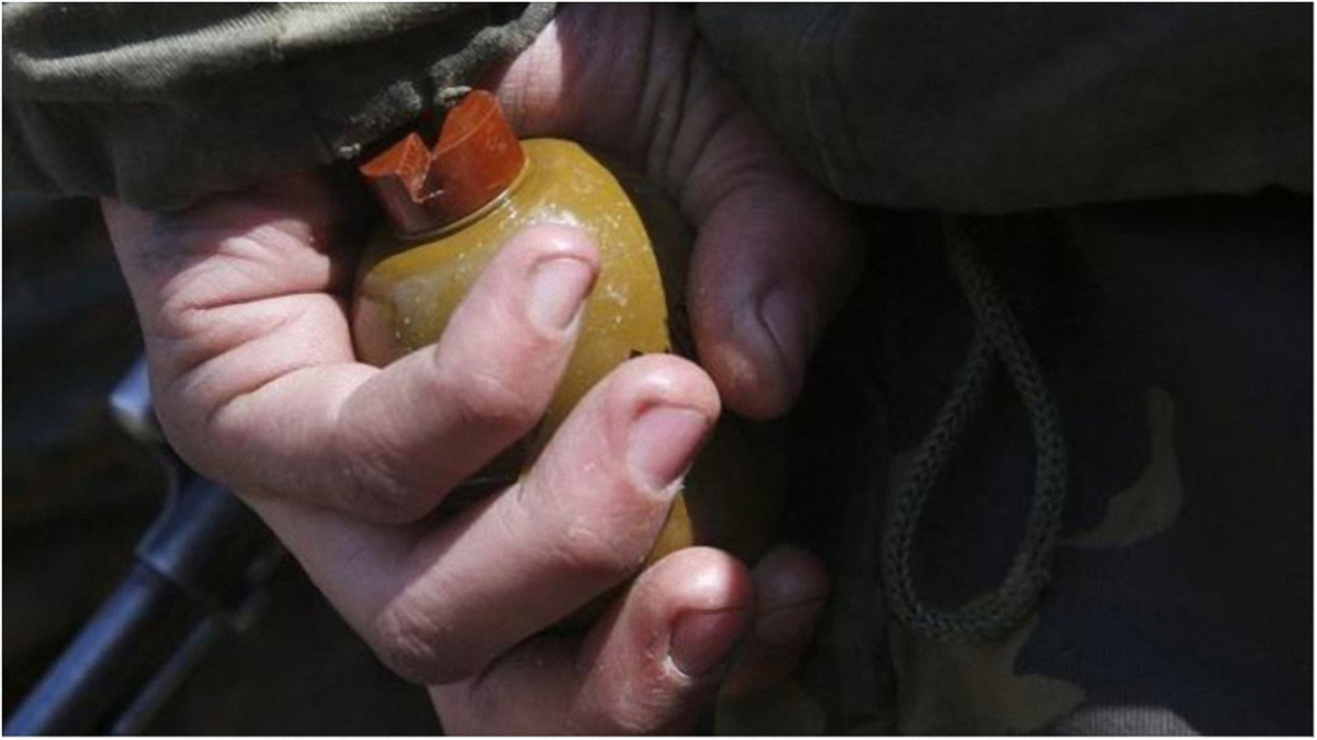 Боевик "ДНР" принес домой гранату, которая унесла жизни троих детей. - фото 1