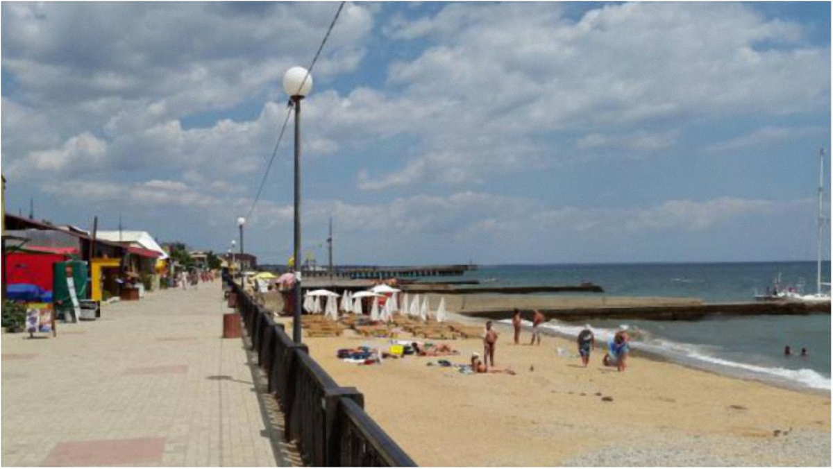 Пустующие пляжи Крыма лучше всего отображают "экономический расцвет". - фото 1