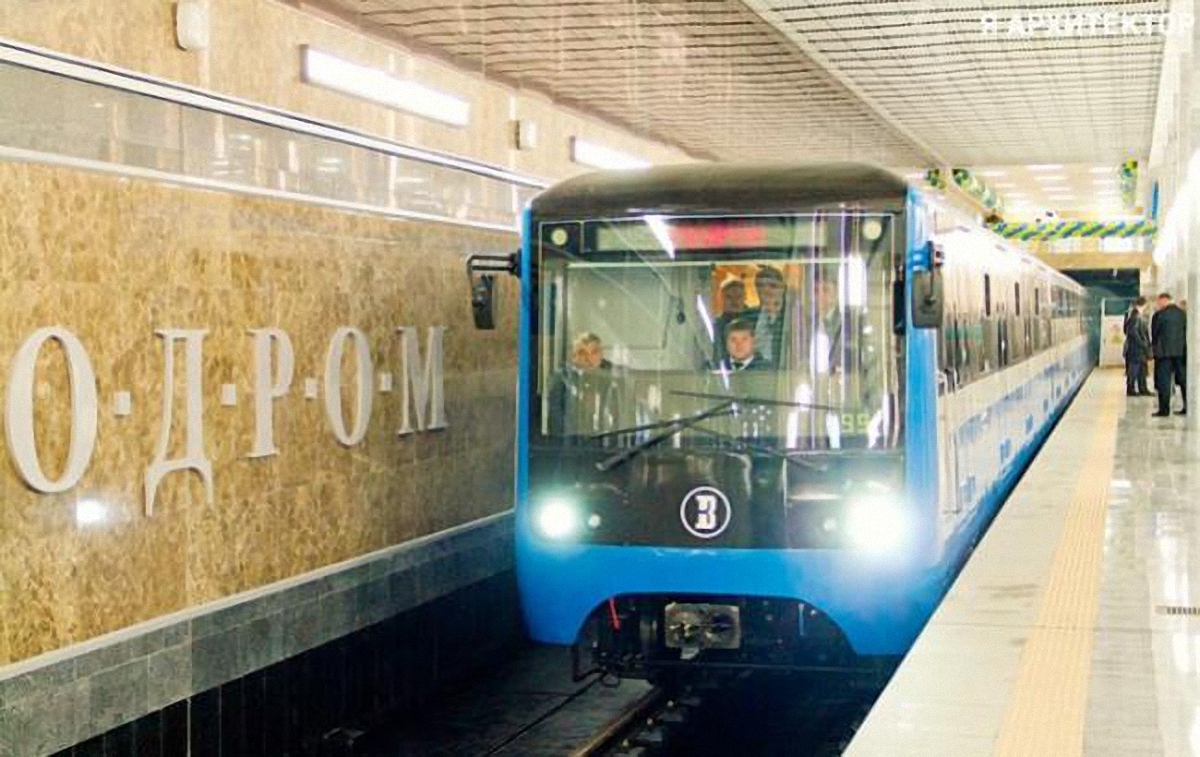 В киевском метро допускают подорожание проезда в три раза с 2017 года - фото 1