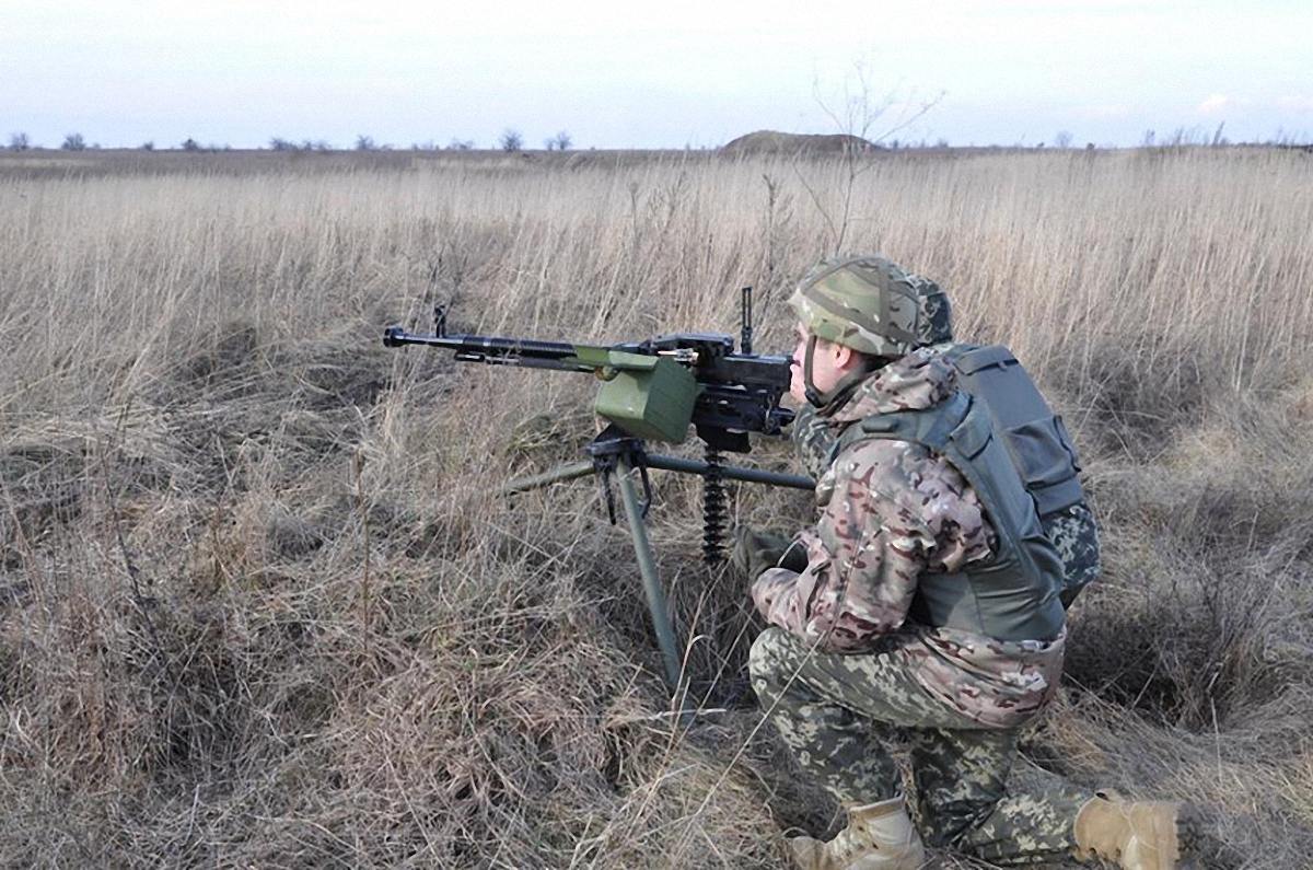 Украинские пограничники зафиксировали три беспилотных аппарата в зоне АТО - фото 1