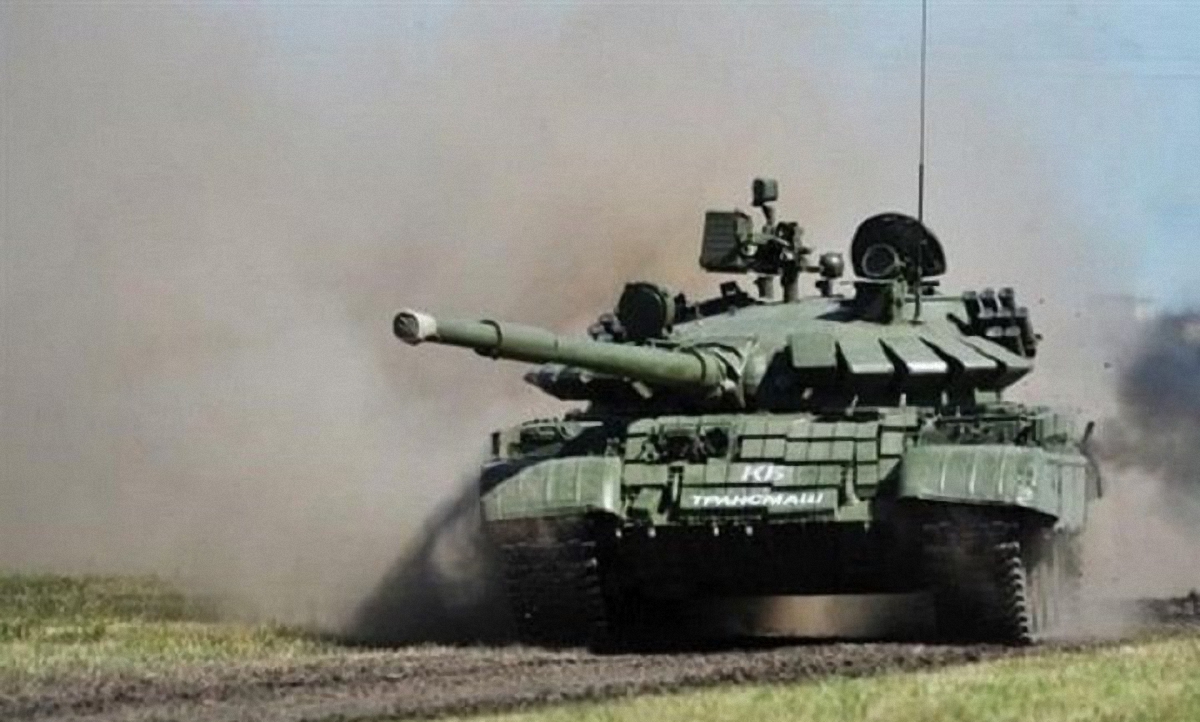 Россия доставила в Крым огромное количество военной техники - фото 1