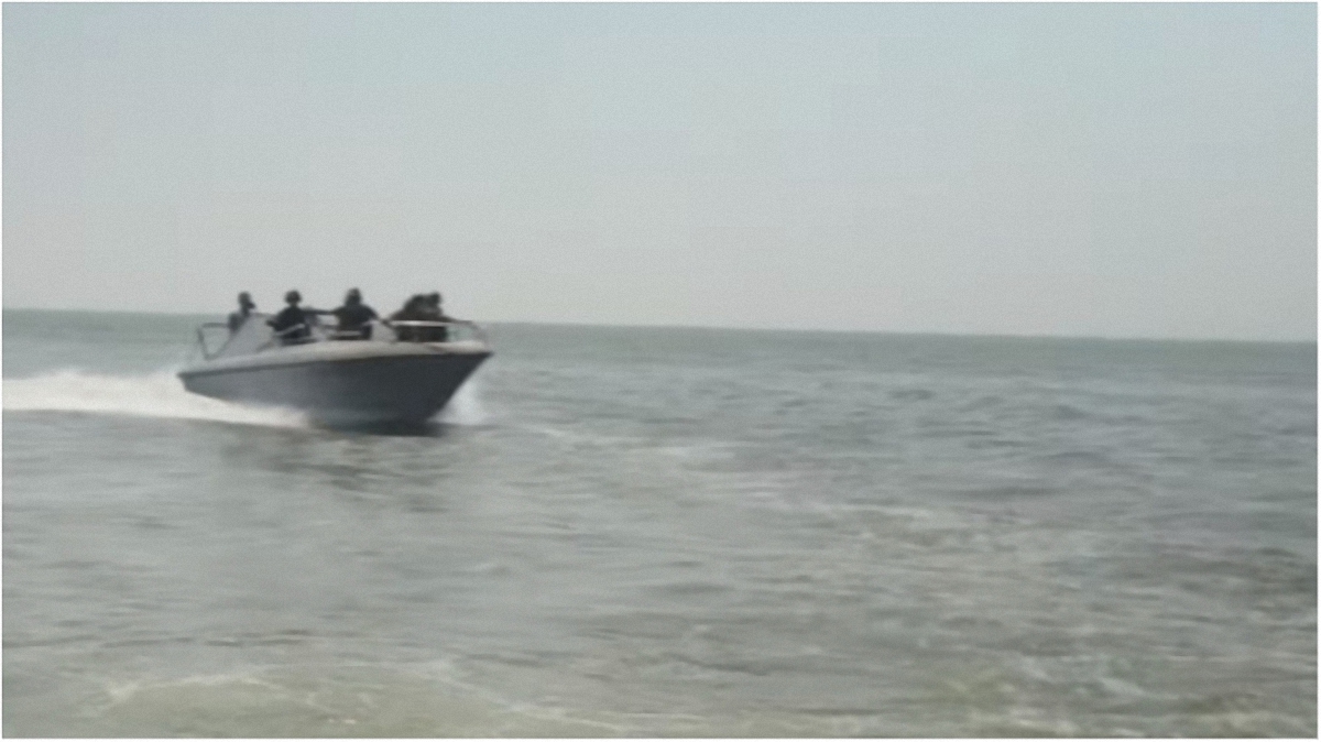 Боевики "ДНР" провели учения по высадке морского десанта - фото 1