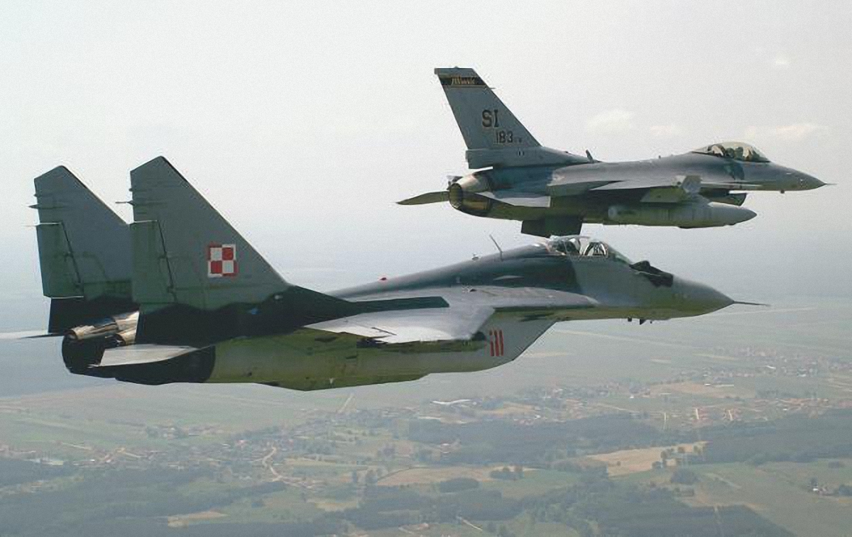 Польша сообщила о перехвате российского самолета, нарушившего границы - фото 1