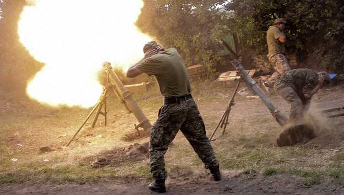 Боевики "ДНР" начали обстреливать позиции сил АТО - фото 1