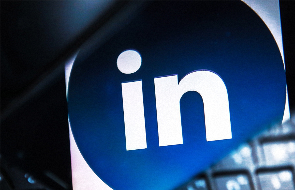 Компания LinkedIn отказалась хранить персональные данные пользователей на территории РФ - фото 1