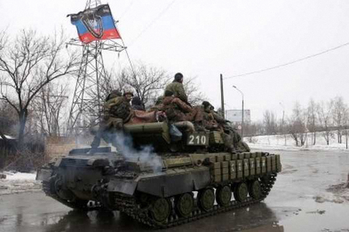 Боевики перебросили к Мариуполю танки и "Град" - фото 1