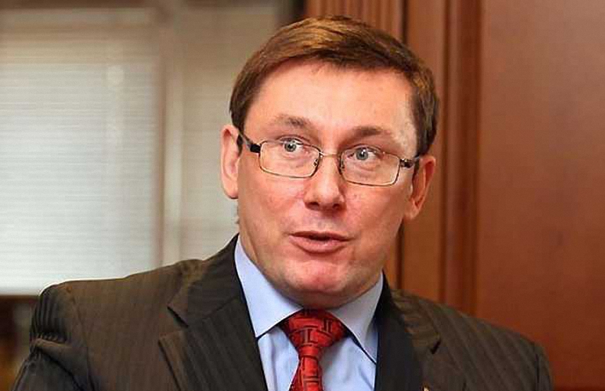 Луценко считает, что решение комитета Рады позволяет решить вопрос о неприкосновенности Новинского в зале ВР - фото 1