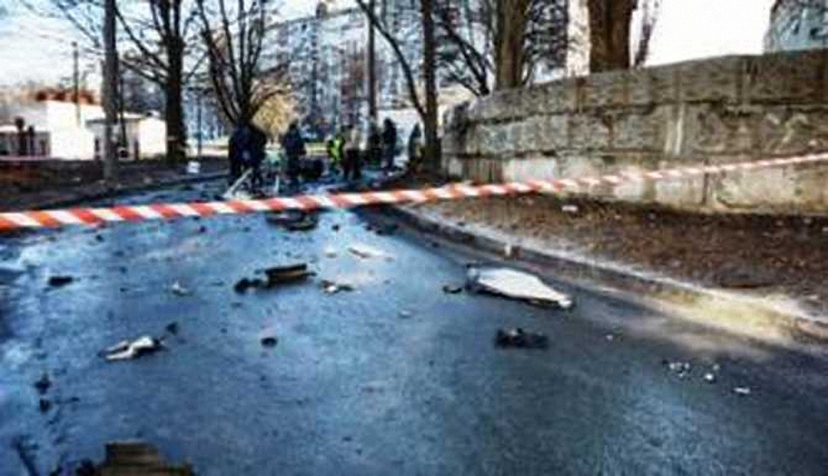 В Донецке взорвали автомобиль местного предпринимателя - фото 1