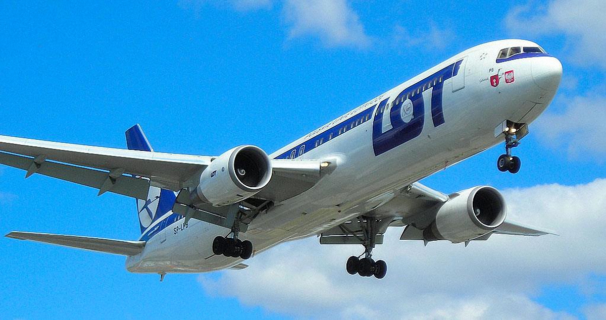 Самолет Embraer 195s будет совершать рейсы между Киевом и Польшей шесть раз в неделю - фото 1