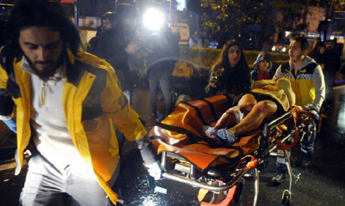 В Турции расценили стрельбу в ночном клубе как акт терроризма - фото 1