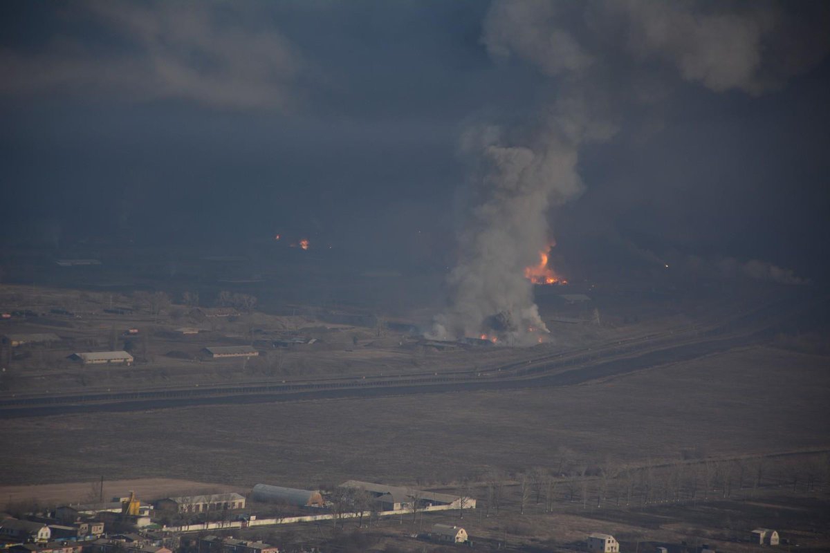 Пожар на арсенале в Балаклее полностью потушен - фото 1