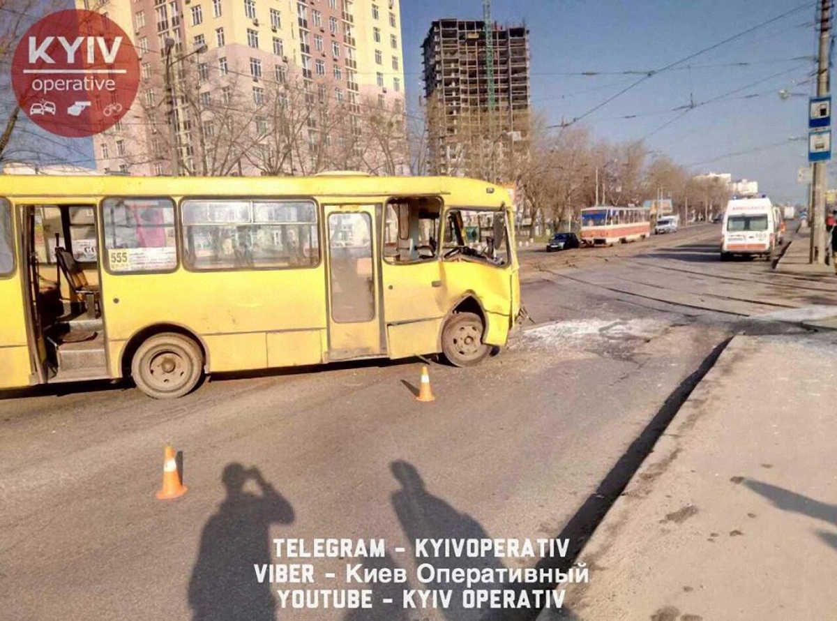 ДТП произошло возле станции "Черниговская" - фото 1