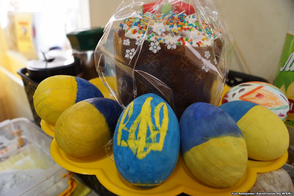 Волонтеры хотели устроить праздник для защитников Украины - фото 1