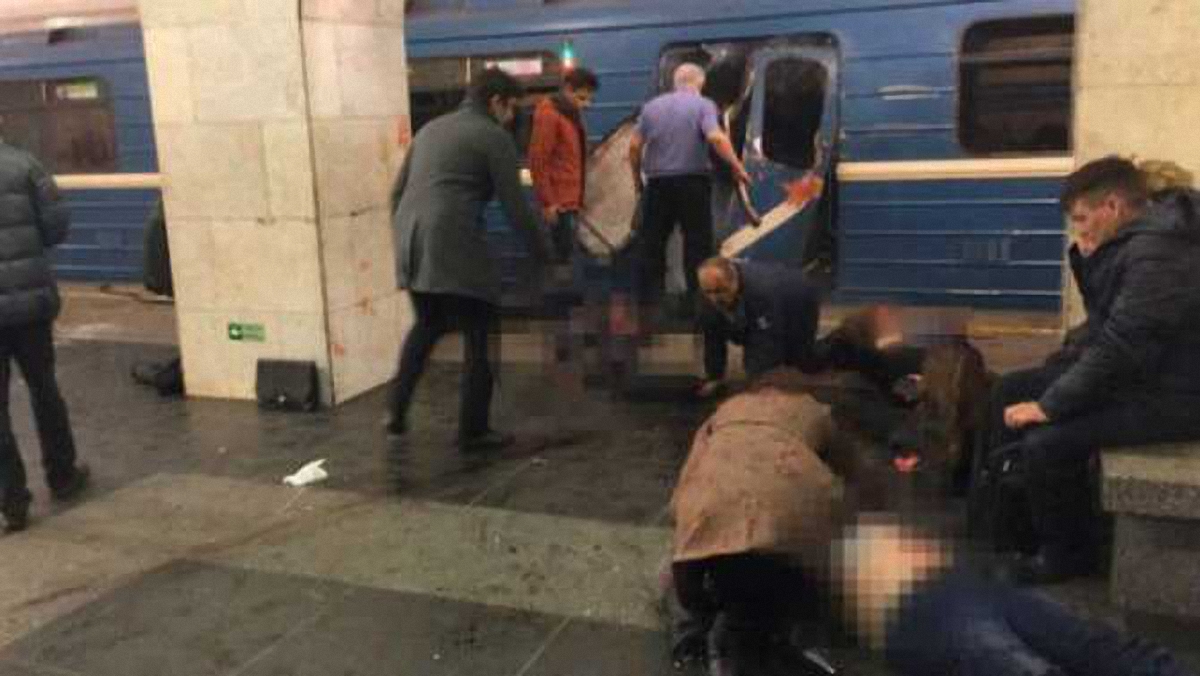 Взрыв в метро Санкт-Петербурга унес жизни как минимум 10 человек - фото 1